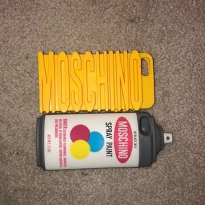 2 Moschino Iphone 5C/5s cases